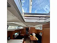 Bavaria C38 - Internal image