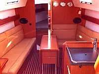 Bavaria Cruiser 32 - Internal image