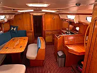 Bavaria 50 - Internal image