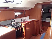 Oceanis 40 - Internal image