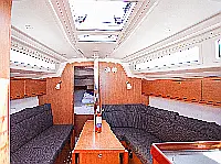 Bavaria Cruiser 34 - Internal image