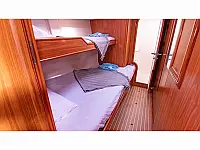 Ocean Star 51.1 Cabin - Internal image