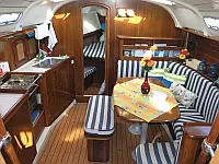 Oceanis 381 Clipper - Internal image