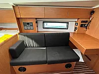 Bavaria C 42 - Internal image