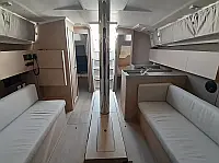 Oceanis 38.1 - Internal image