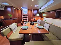 Oceanis 48 - Internal image