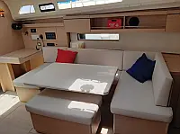 Oceanis 40.1 (4 cabins) - Internal image