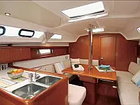 Oceanis 34 - Internal image