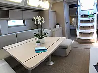 Oceanis 51.1 - Internal image