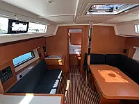 Bavaria C 42 - Internal image