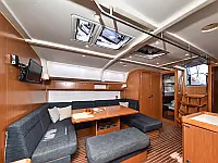 Bavaria Cruiser 51 - Internal image