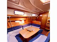 Bavaria 42 Cruiser - Internal image