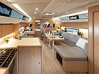 Bavaria C42 - Internal image