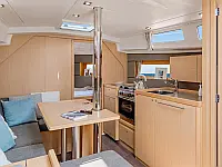 Oceanis 35 - Internal image