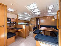 Bavaria Cruiser 50 - Internal image