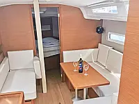 Sun Odyssey 410 - Internal image