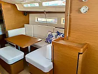 Sun Odyssey 440 - Internal image