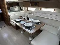 Oceanis 51.1 - Internal image