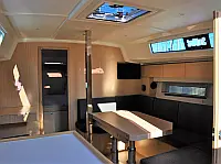 Bavaria C42 - Internal image