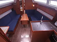 Bavaria Cruiser 33 - Internal image