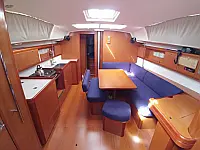 Oceanis 43 - Internal image