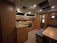 Bavaria Cruiser 46 - Internal image