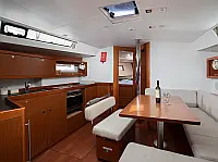 Oceanis 45 - Internal image