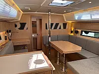 Bavaria C42 Style - Internal image