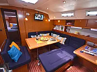 Bavaria Cruiser 45 - Internal image