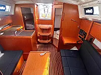 Bavaria Cruiser 34 - Internal image