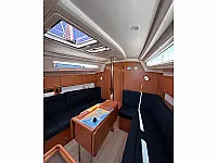 Bavaria Cruiser 34 - Internal image