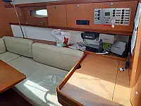 Oceanis 43 - Internal image