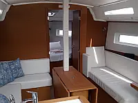 Sun Odyssey 380 - Internal image