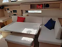 Oceanis 40.1 (4 cabins) - Internal image