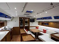 Oceanis 50 Family - Internal image