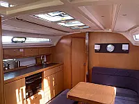 Bavaria Cruiser 41 - Internal image