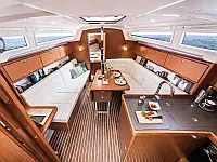 Bavaria 34 Cruiser - Internal image