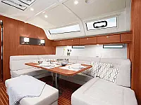 Bavaria Cruiser 51 - Internal image