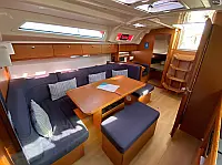 Bavaria Cruiser 41 - Internal image