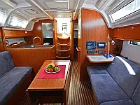 Bavaria Cruiser 37 - Internal image