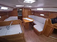 Bavaria 37 - Internal image