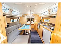 Oceanis 38.1 - Internal image