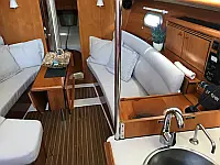Sun Odyssey 32 (2 cab.) - Internal image