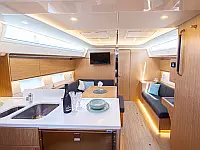 Bavaria C45 Style - Internal image