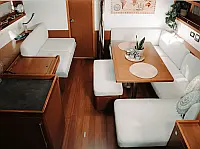 Oceanis 45 - Internal image