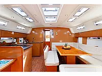 Bavaria Cruiser 50 - Internal image