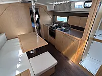 Oceanis 38 - Internal image