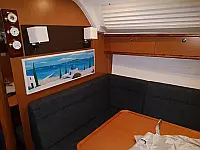 Bavaria Cruiser 41 - Internal image