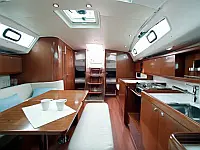 Oceanis 40 - Internal image