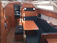 Bavaria Cruiser 41 - Internal image